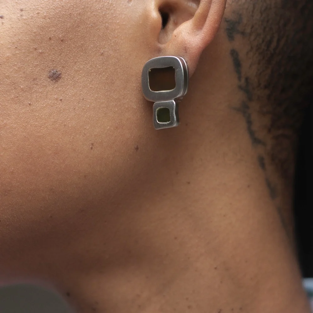 earrings - Picture 2 of 2